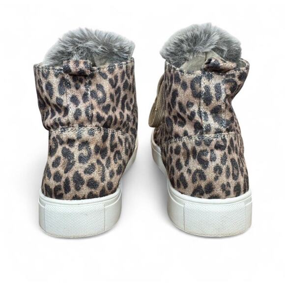 Very G Fur Ankle Boots Sneakers Womens Sz 8 Leopard Cheetah Flat Heel Booties - Picture 5 of 7